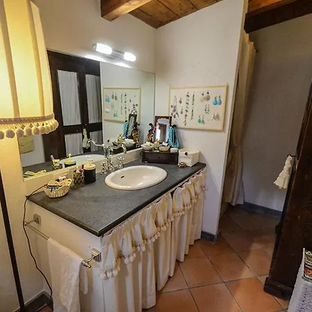 Sleeps 11 Pool Air Con Wifi Maratea