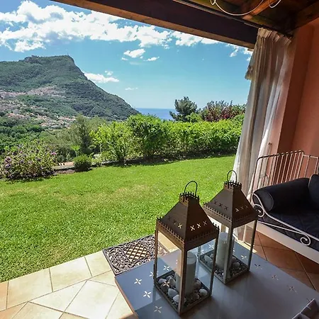 Villa Sleeps 11 Pool Air Con Wifi *