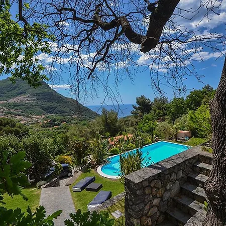 Villa Sleeps 11 Pool Air Con Wifi *